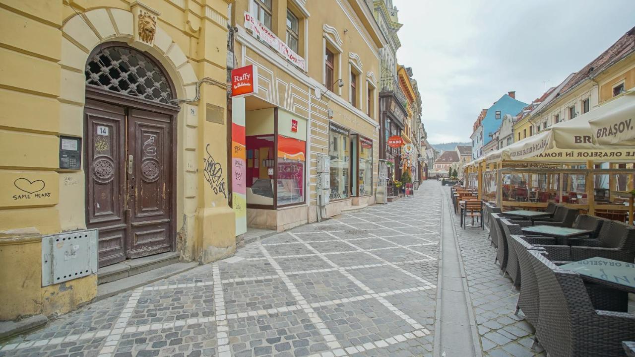 Coroni Republic Apart Apartment Брашов Екстериор снимка